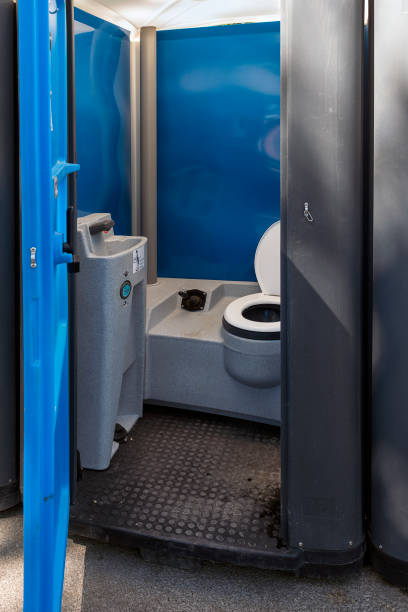 Best Restroom trailer rental cost  in Lam, AR
